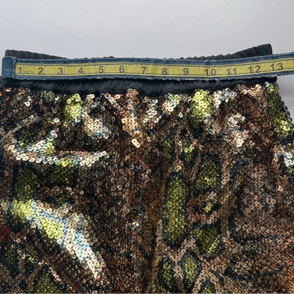 Stylish Snake Print Skirt Small NEW